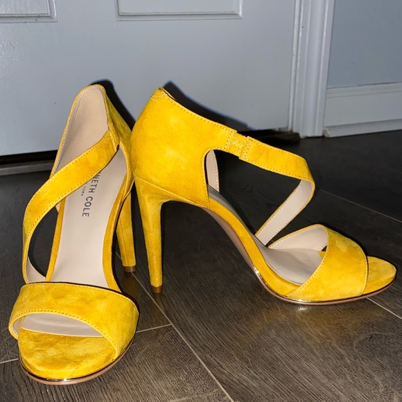 Kenneth Cole heels - Picture 4 of 8